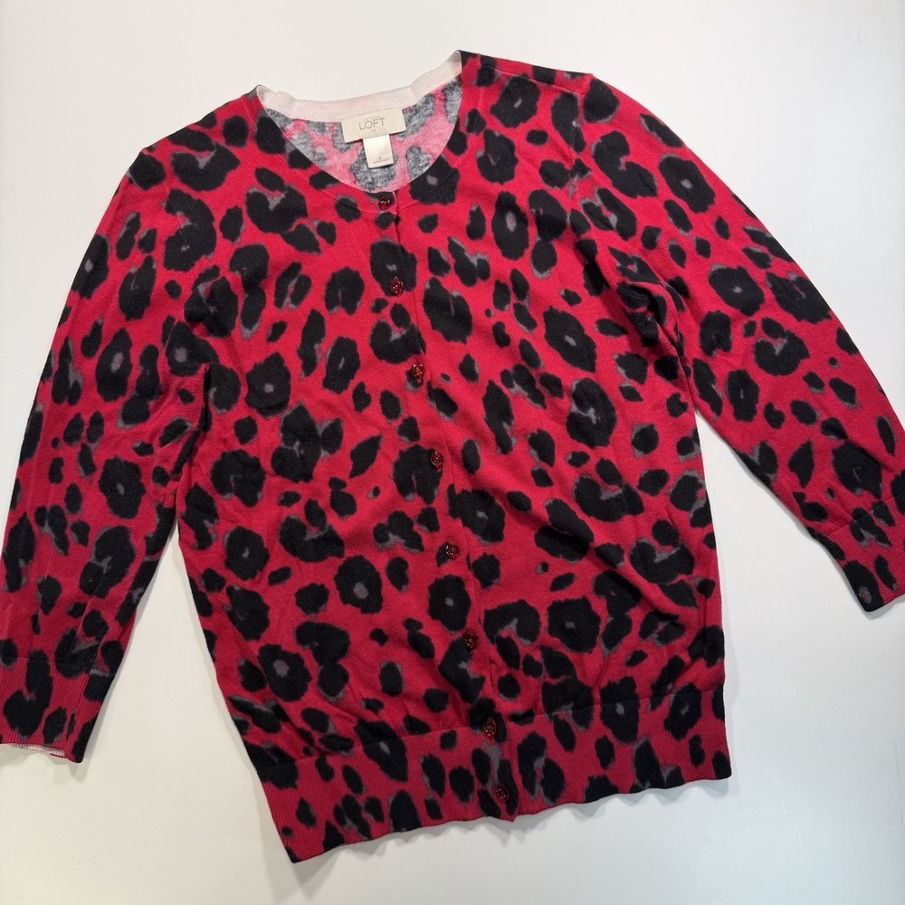 LOFT S Cranberry Red Leopard Print Button Cardigan 3/4 Sleeve Classic Old Money